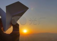 纸飞机怎么发文件-纸飞机发不出去消息