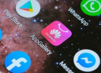华为的whatsapp、华为的智能语音助手叫什么名字