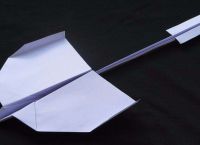 教我怎样折叠纸飞机[教我怎样折叠纸飞机图片]