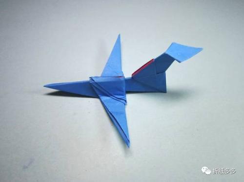 [纸飞机怎么做一步教]纸飞机怎么做一步教程图片