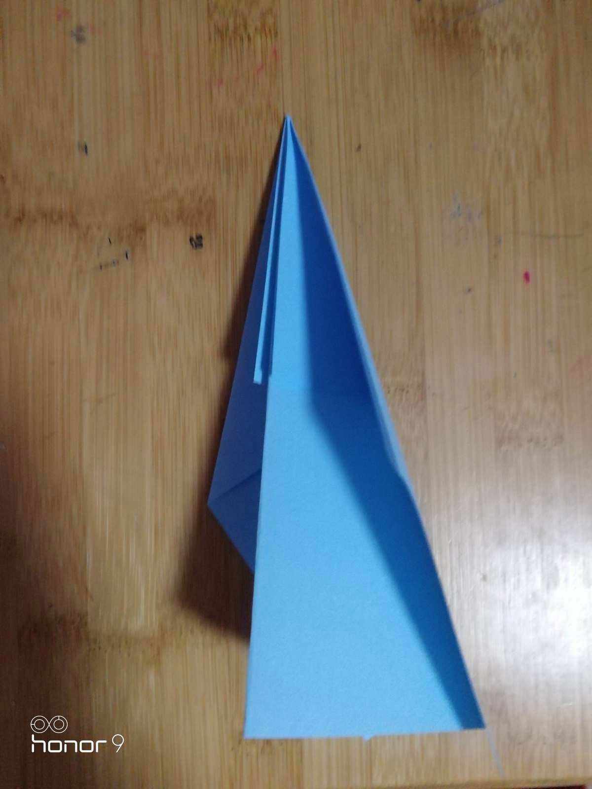 播放纸飞机的视频怎么做-播放纸飞机的视频怎么做的