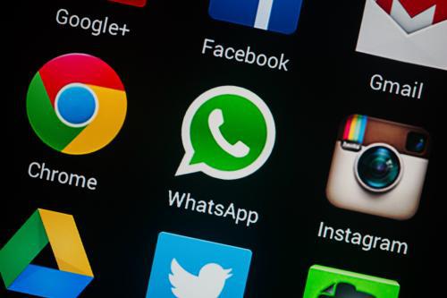 包含香港聊天工具whatsapp的词条