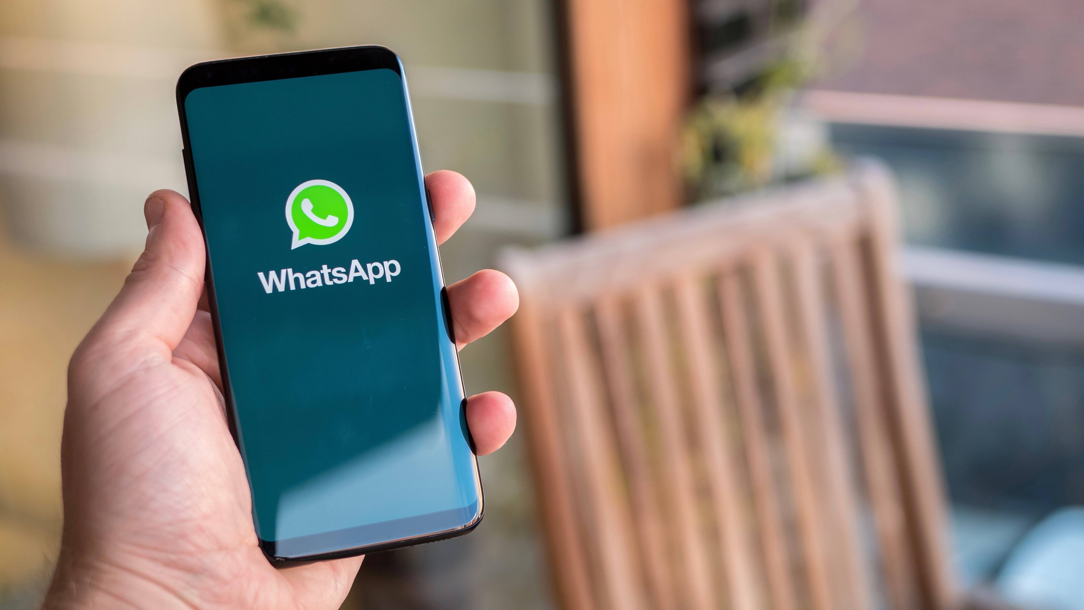 whatsapp怎样加人、怎么在whatsapp上加人